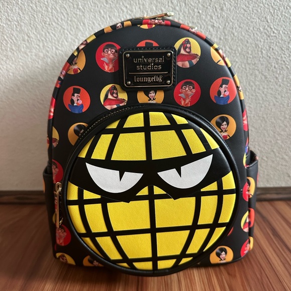 NWT Universal Studios Loungefly Despicable Me Minions Villioncon Backpack - Picture 2 of 5
